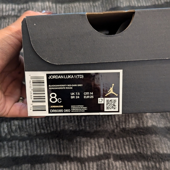 Toddler Luka 1's 8C - Picture 9 of 9